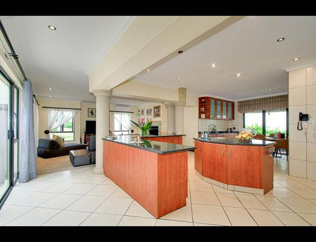 7 BEDROOM PROPERTY TO RENT IN DAINFERN GOLF ESTATE